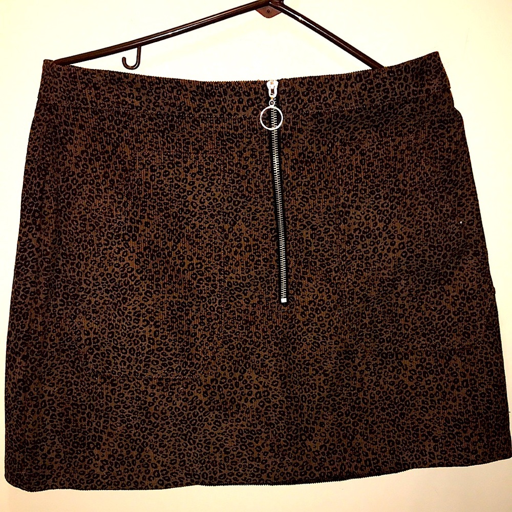 Leopard print corduroy skirt